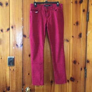 Red skinny jean